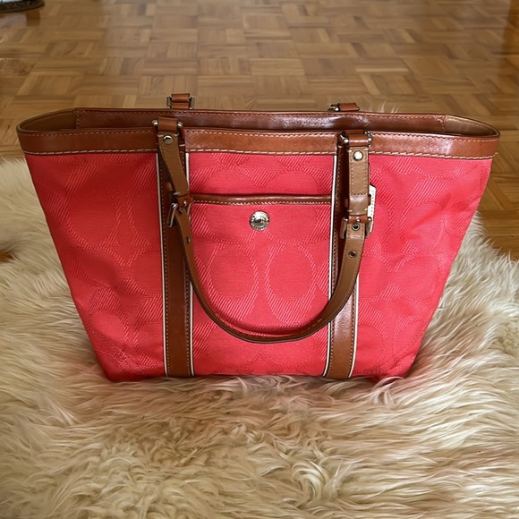 COACH Gallery Jacquard & Leather Tote - Picture 2 of 9